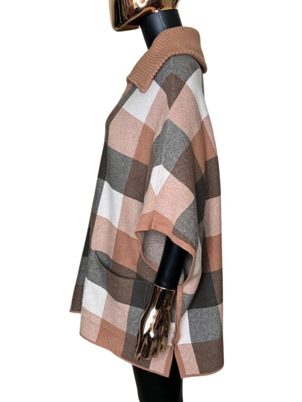 Tahari Plaid Zip Front Poncho Cape Sweater S/M Beige Brown Cream Soft - Picture 4 of 11